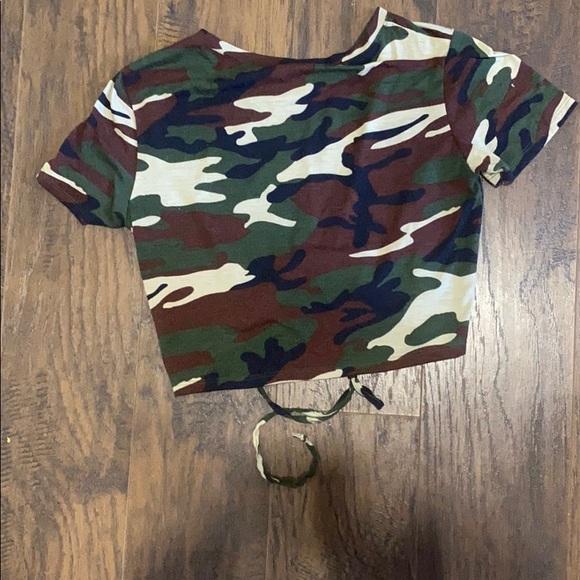 Drawstring crop top tshirt - Picture 2 of 2